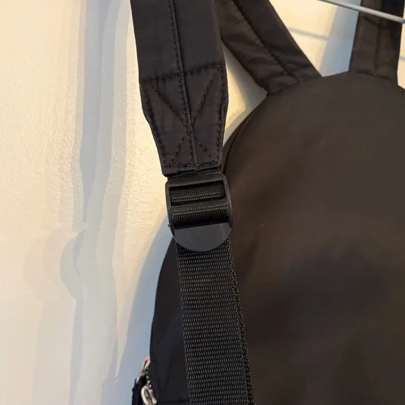 Bench Mini Backpack - Picture 3 of 8